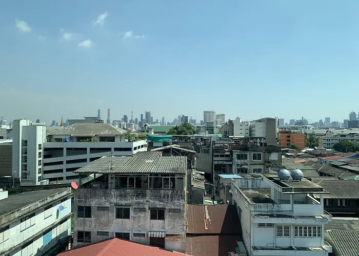 Thana Wisut Bangkok